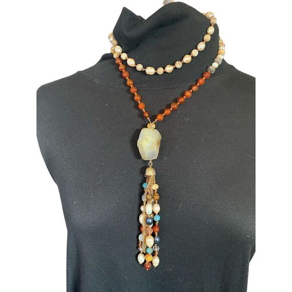 Glass beaded natural necklace with tassels - Picture 2 of 7